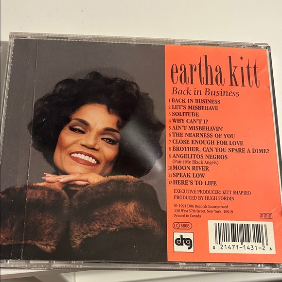 Eartha Kitt Back in Business autographed CD - Picture 6 of 7